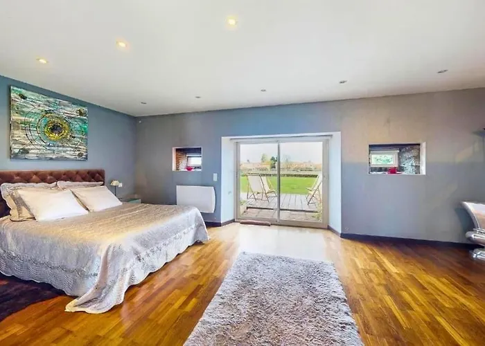 بيت للعطل Les Cousteres De 16 Personnes