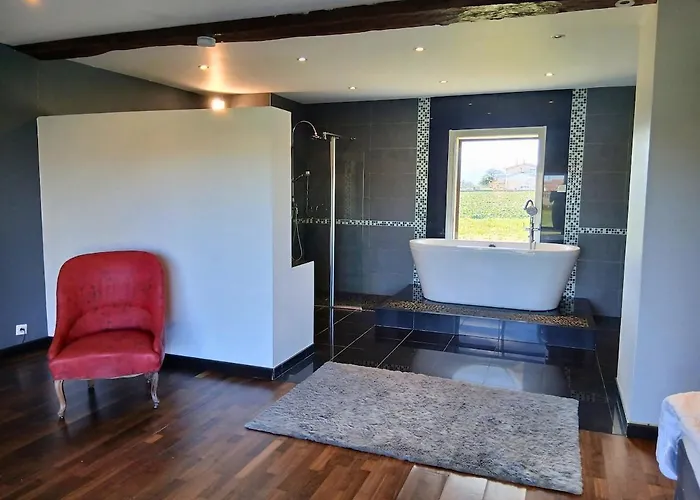 بيت للعطل Les Cousteres De 16 Personnes *